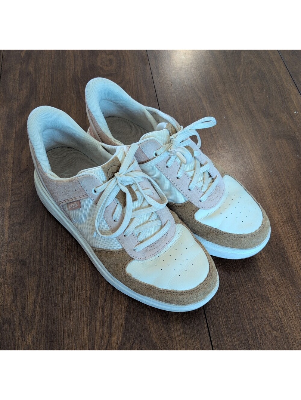 KIZIK Brisbane White tan pink Hands-Free Slip On Sneakers Size 9 walking comfort